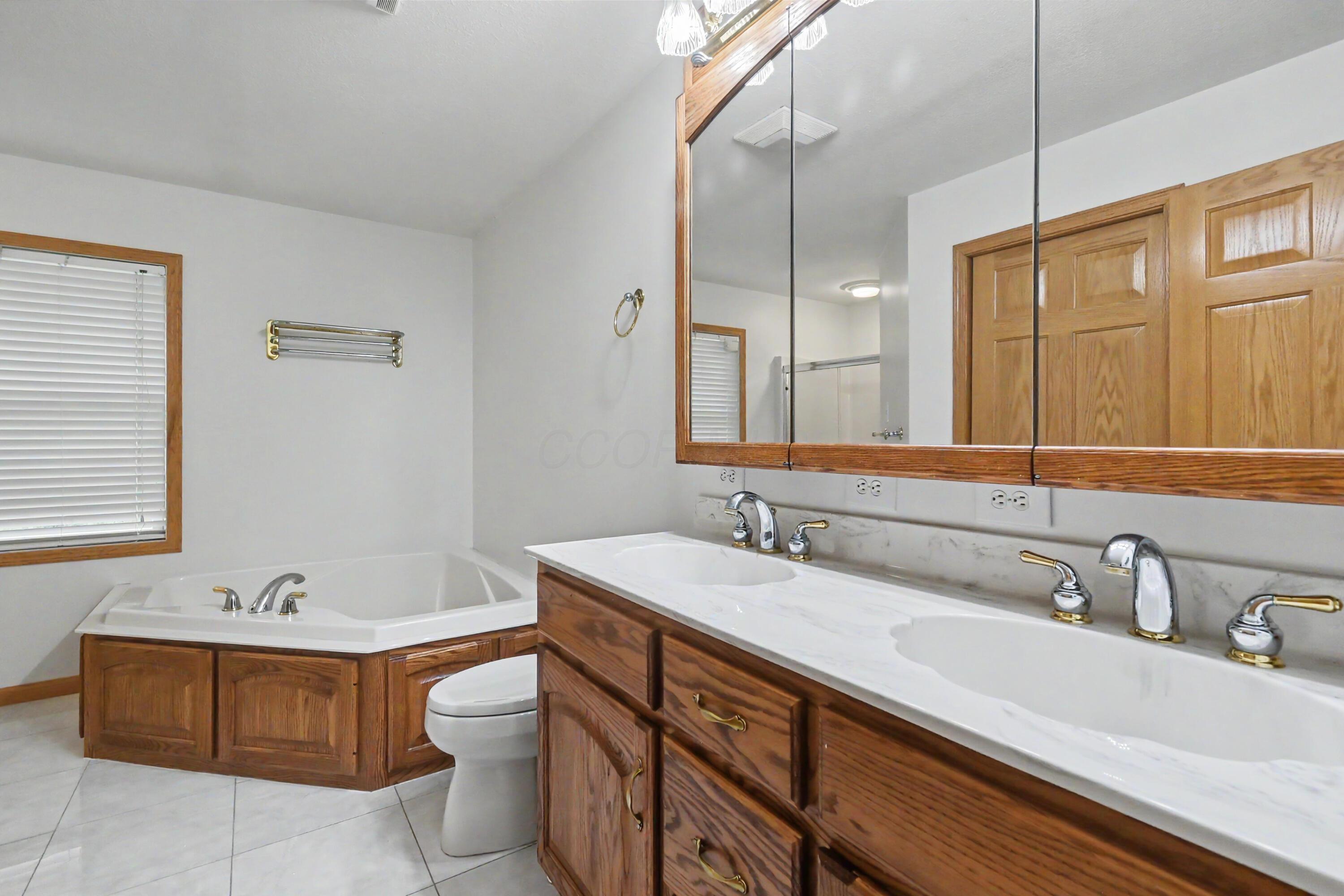 4418 Hook Road Crestline, OH 44827 - Photo 19 of 49 CAT_0734