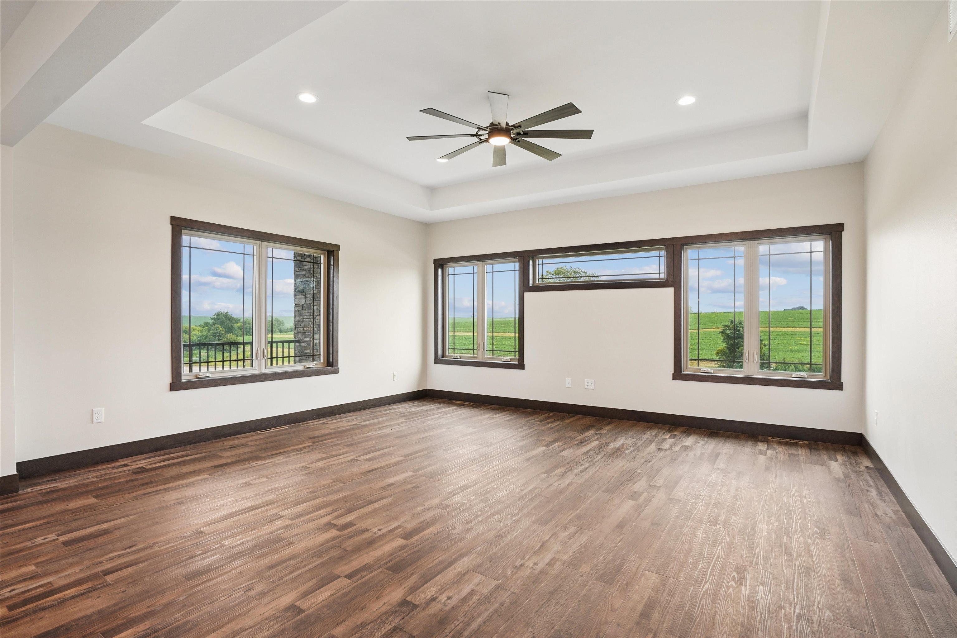 111 Countryside Road Luana, IA 52156 - Photo 8 of 37 Gallery Image 8