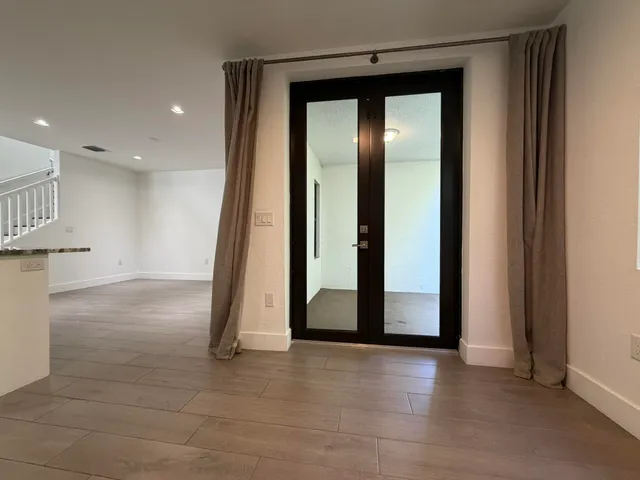 $3,500 | 329 Bella Sol Way, West Palm Beach, FL 33406