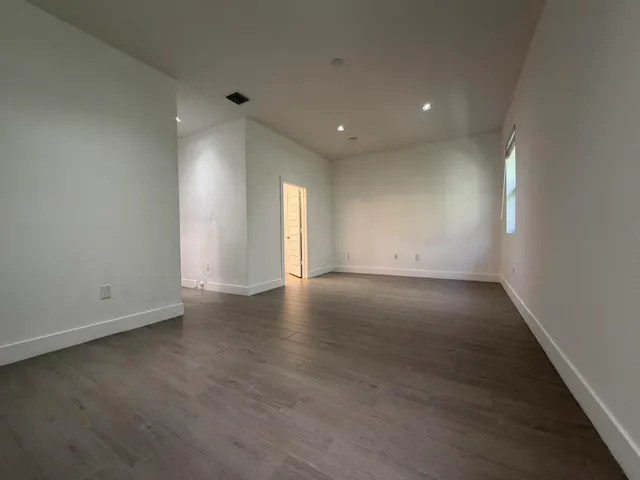 $3,500 | 329 Bella Sol Way, West Palm Beach, FL 33406