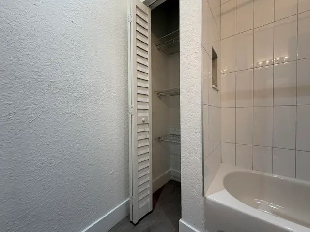 $3,500 | 329 Bella Sol Way, West Palm Beach, FL 33406