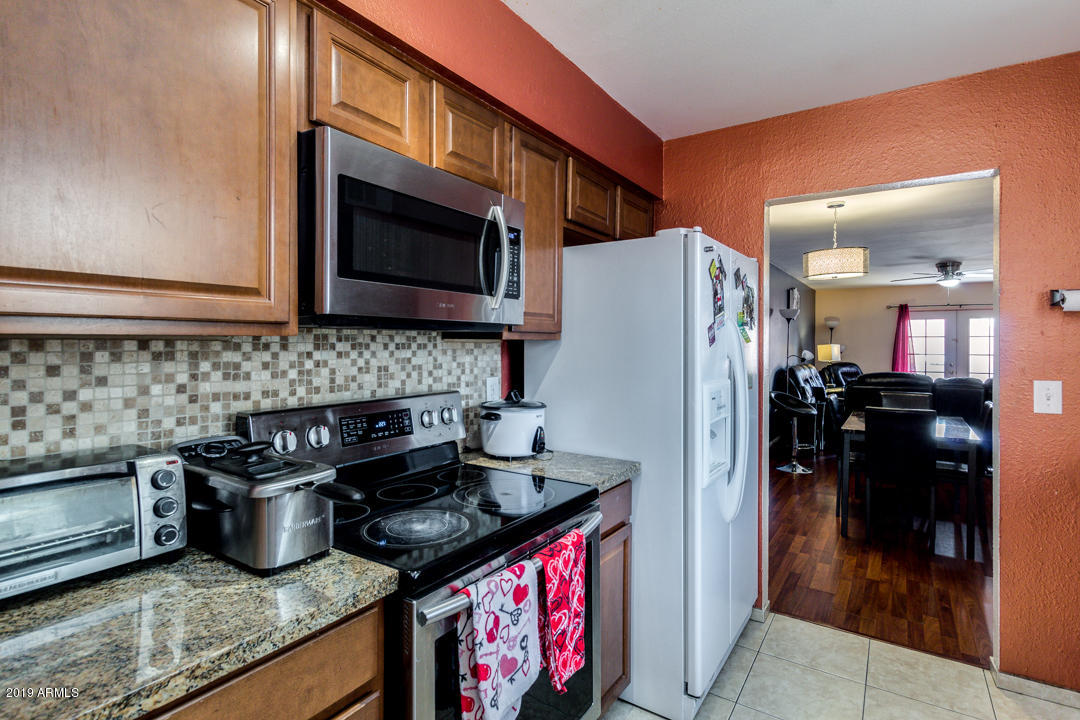 3016 West Boca Raton Road Phoenix, AZ 85053 - Photo 12 of 29 Boca Raton