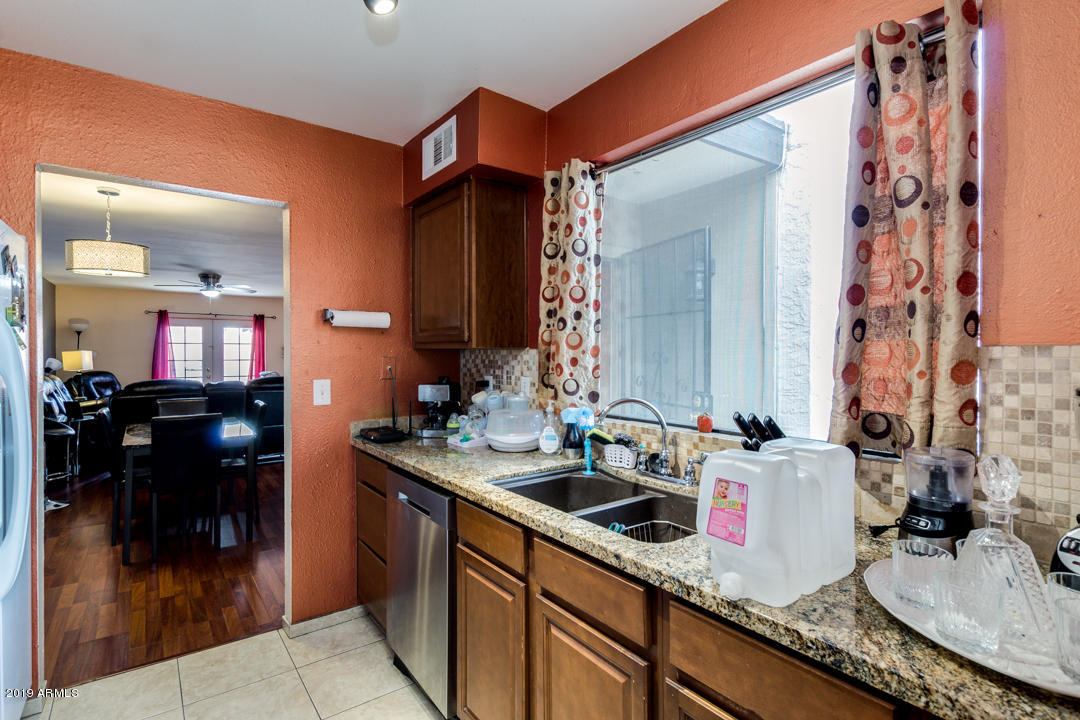 3016 West Boca Raton Road Phoenix, AZ 85053 - Photo 13 of 29 Boca Raton