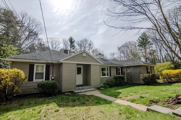 $424,900 | 1063 Lebanon Hill Road, Southbridge, MA 01550