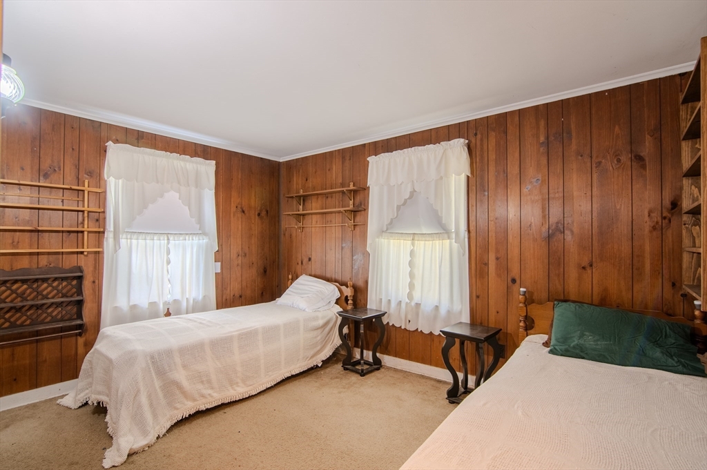 1063 Lebanon Hill Road Southbridge, MA 01550 - Photo 20 of 28