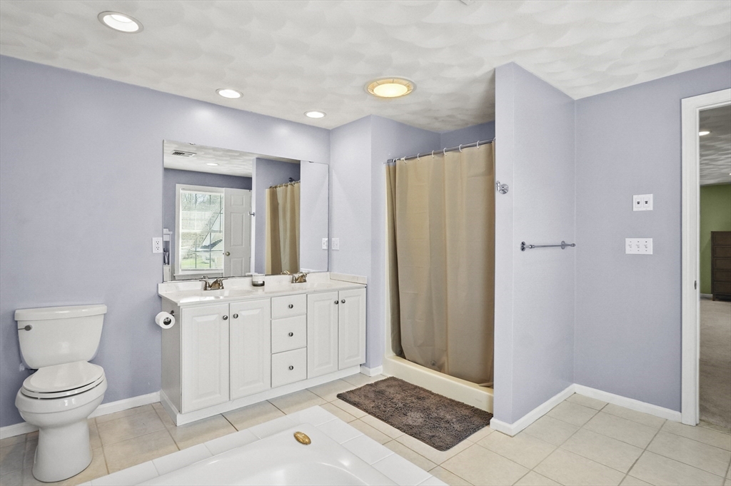 15 Whitewood Circle Amesbury, MA 01913 - Photo 20 of 40