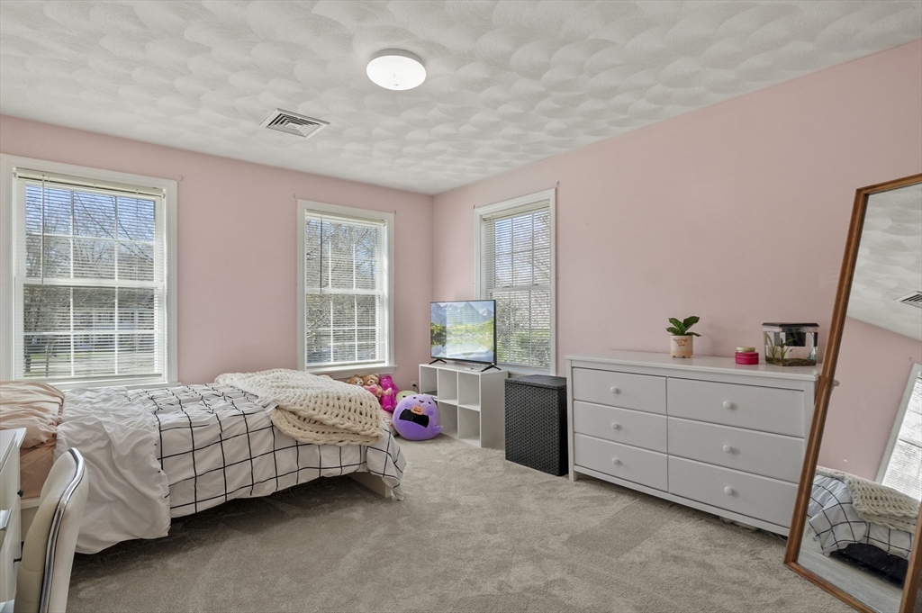 15 Whitewood Circle Amesbury, MA 01913 - Photo 24 of 40