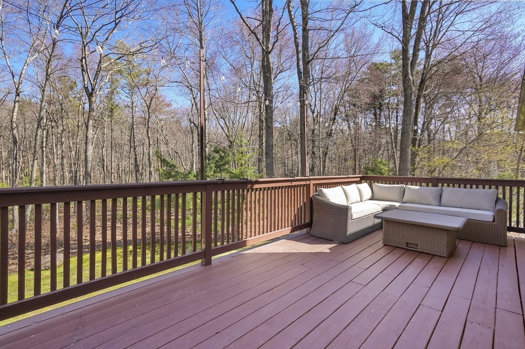 15 Whitewood Circle Amesbury, MA 01913 - Photo 33 of 40