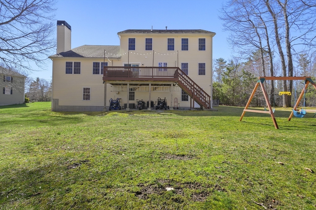 15 Whitewood Circle Amesbury, MA 01913 - Photo 38 of 40