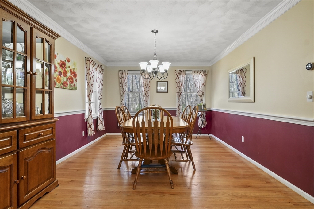 15 Whitewood Circle Amesbury, MA 01913 - Photo 9 of 40