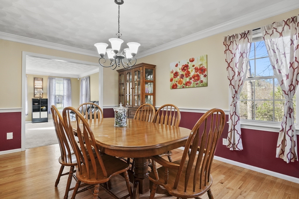 15 Whitewood Circle Amesbury, MA 01913 - Photo 10 of 40