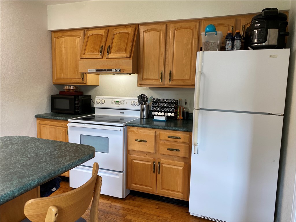 1020 11th Street Charleston, IL 61920 - Photo 12 of 42