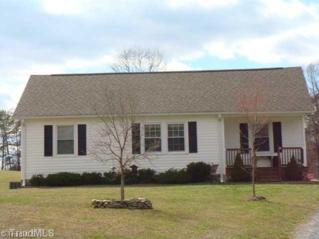 957 Carson Road Pilot Mountain, NC 27041 - Photo 1 of 16 Exterior Front.
