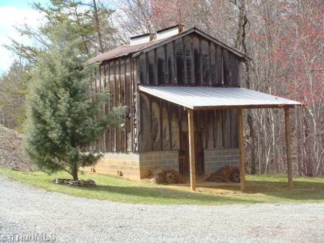 957 Carson Road Pilot Mountain, NC 27041 - Photo 4 of 16 Outbuilding.