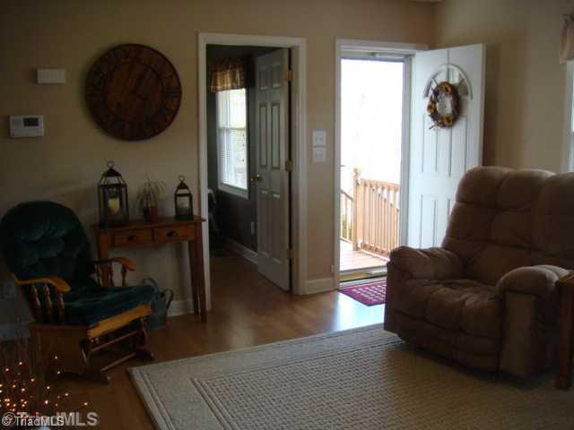 957 Carson Road Pilot Mountain, NC 27041 - Photo 8 of 16 Living Room.