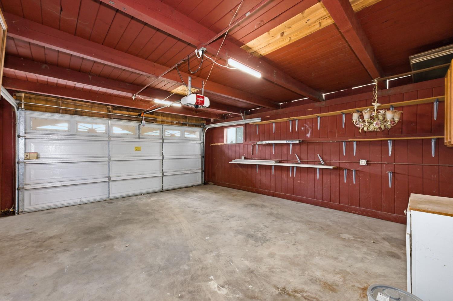 4205 Ralph Lane North Fresno, CA 93727 - Photo 40 of 59