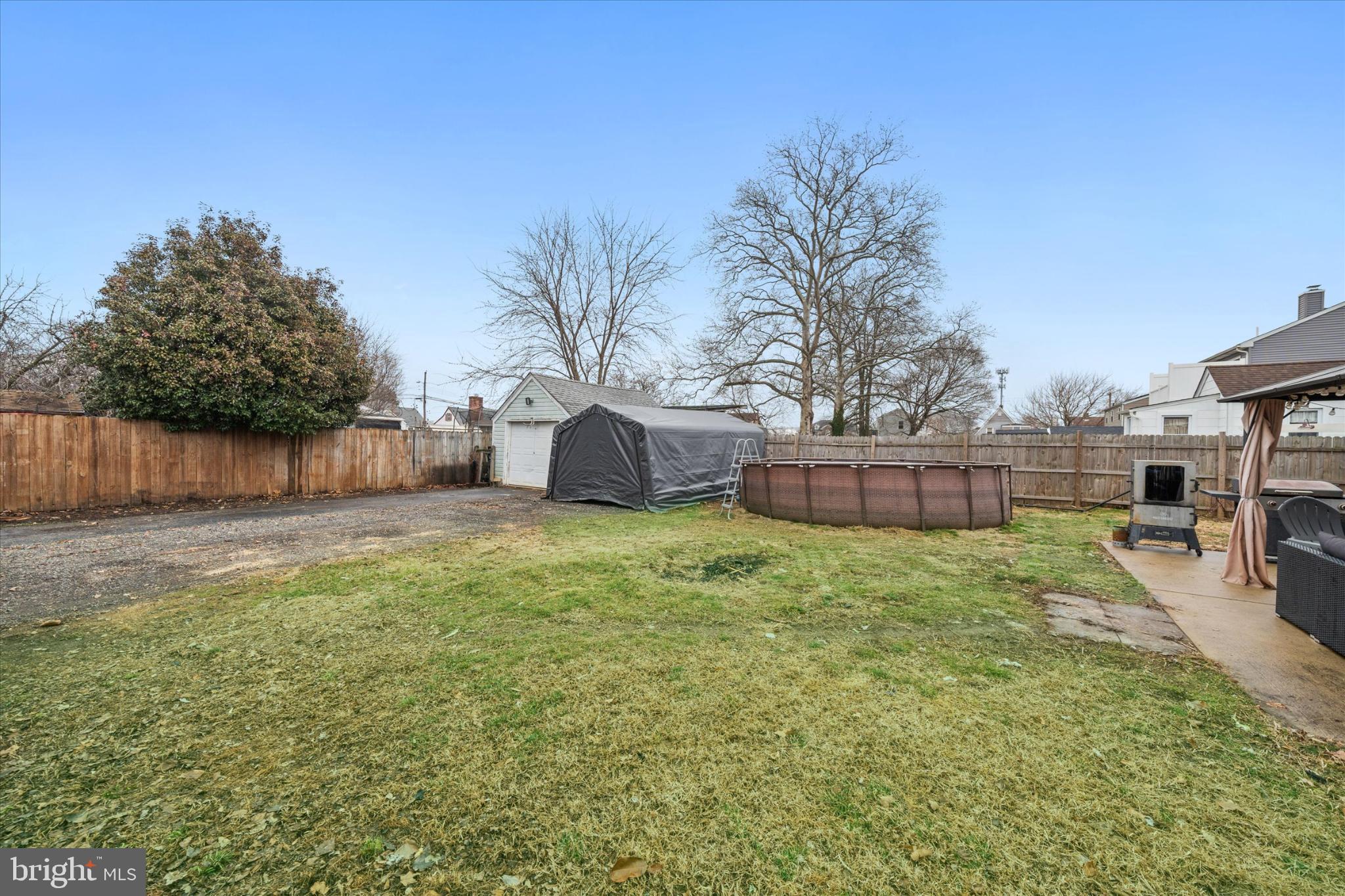 7 2nd Avenue New Castle, DE 19720 - Photo 5 of 44 Spacious backyard with room for creativity.