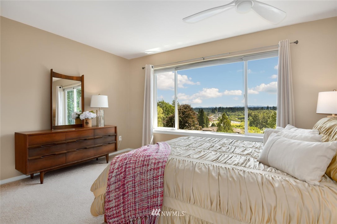 9409 Northeast 180th Street Bothell, WA 98011 - Photo 13 of 24