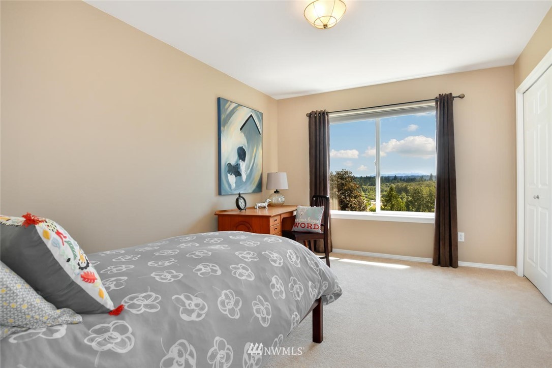 9409 Northeast 180th Street Bothell, WA 98011 - Photo 15 of 24