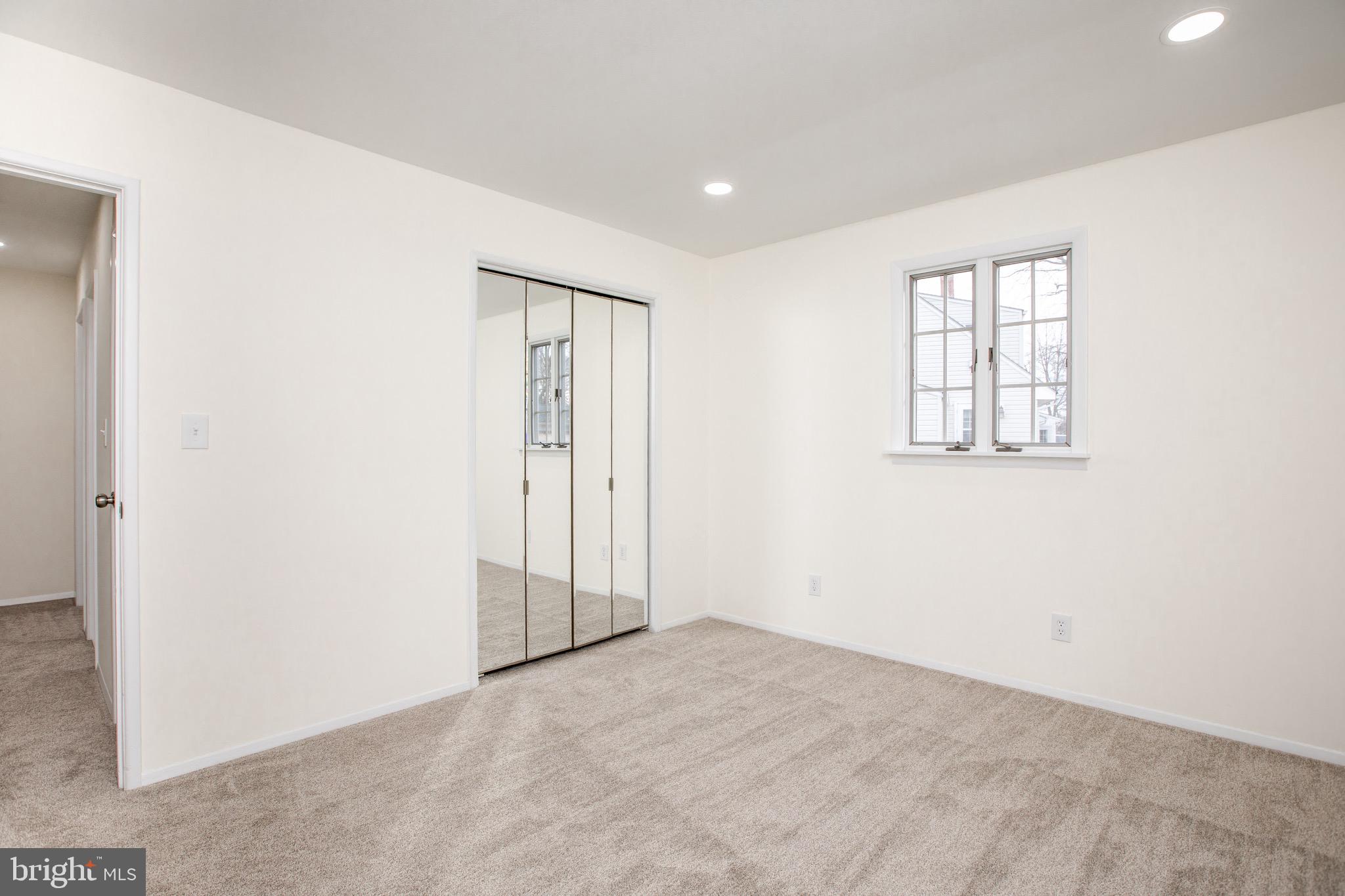 21 Rolling Lane Hamilton, NJ 08690 - Photo 23 of 40 an empty room with windows