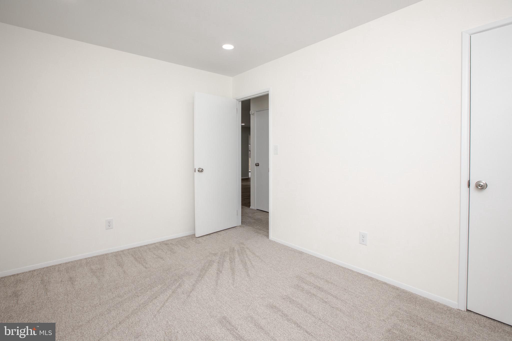 21 Rolling Lane Hamilton, NJ 08690 - Photo 25 of 40 a view of an empty room