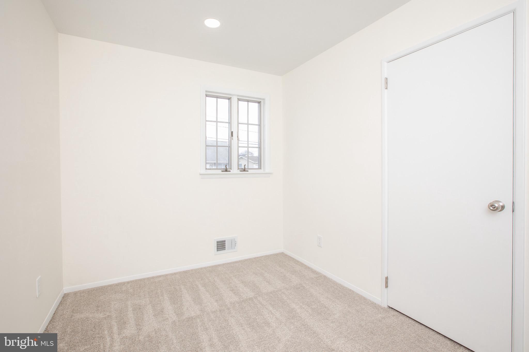 21 Rolling Lane Hamilton, NJ 08690 - Photo 28 of 40 a view of room and window