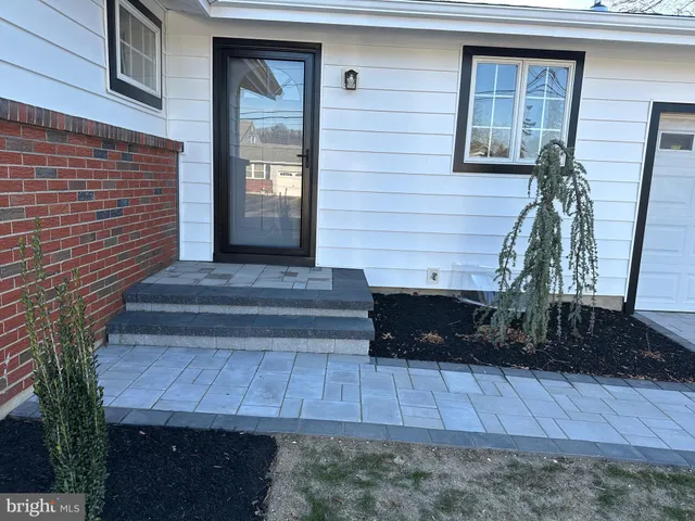 $479,900 | 21 Rolling Lane, Hamilton, NJ 08690