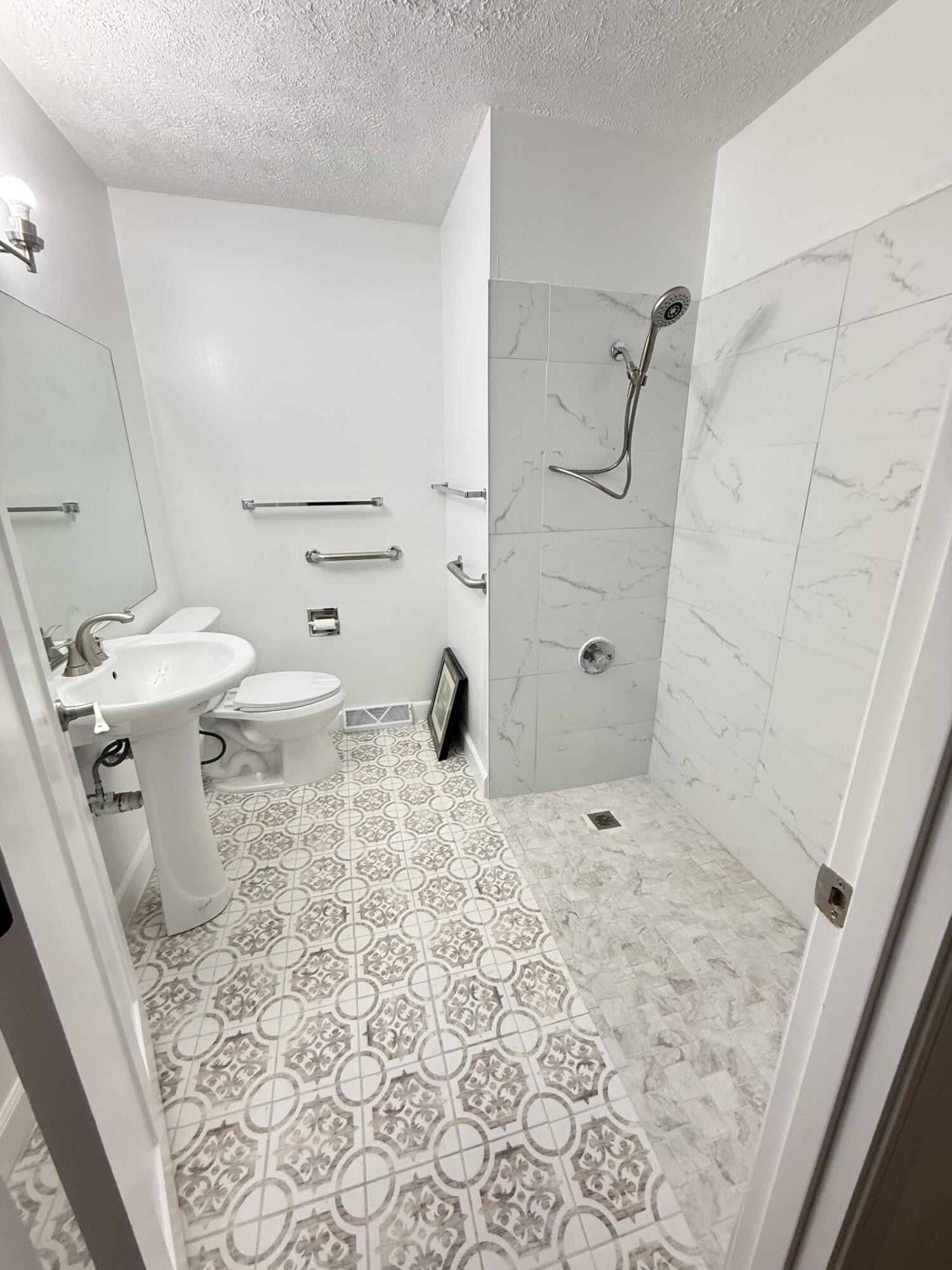 1956 Bootmaker Drive Beloit, WI 53511 - Photo 6 of 11 Full Bathroom