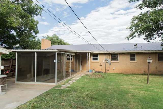 $175,000 | 1107 Ennis Street, Plainview, TX 79072