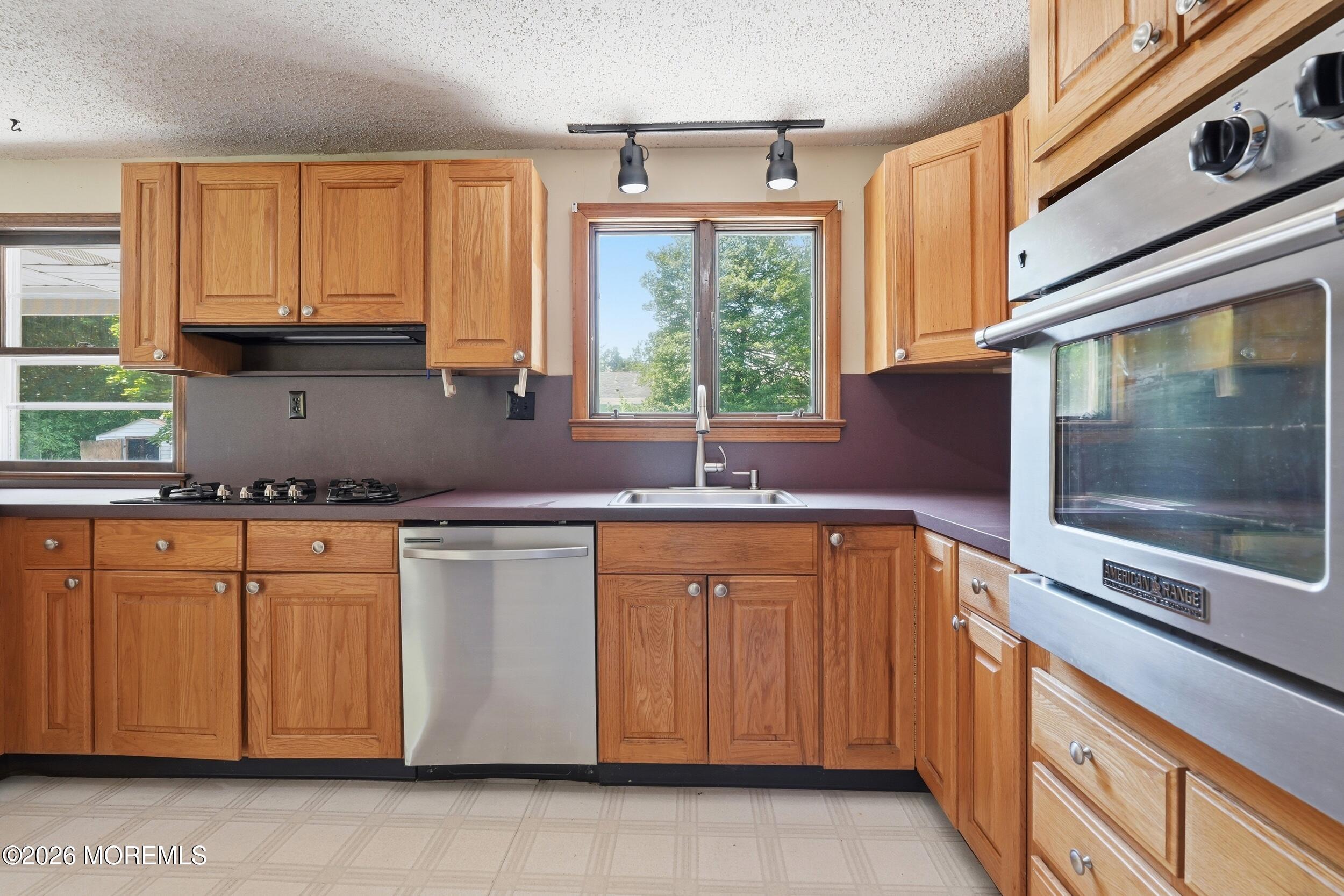 365 Stagecoach Road Millstone Township, NJ 08510 - Photo 10 of 39 41_dsc00856