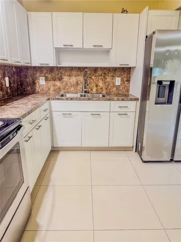 $301,000 | 906 Southwest 74th Avenue, North Lauderdale, FL 33068