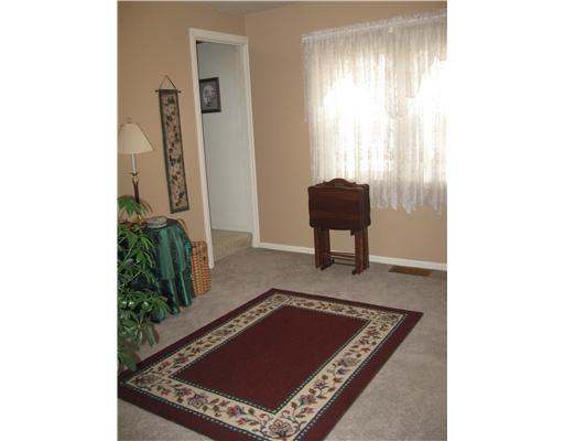 800 Blackhawk Road Beaver Falls, PA 15010 - Photo 7 of 17 Dining Room.