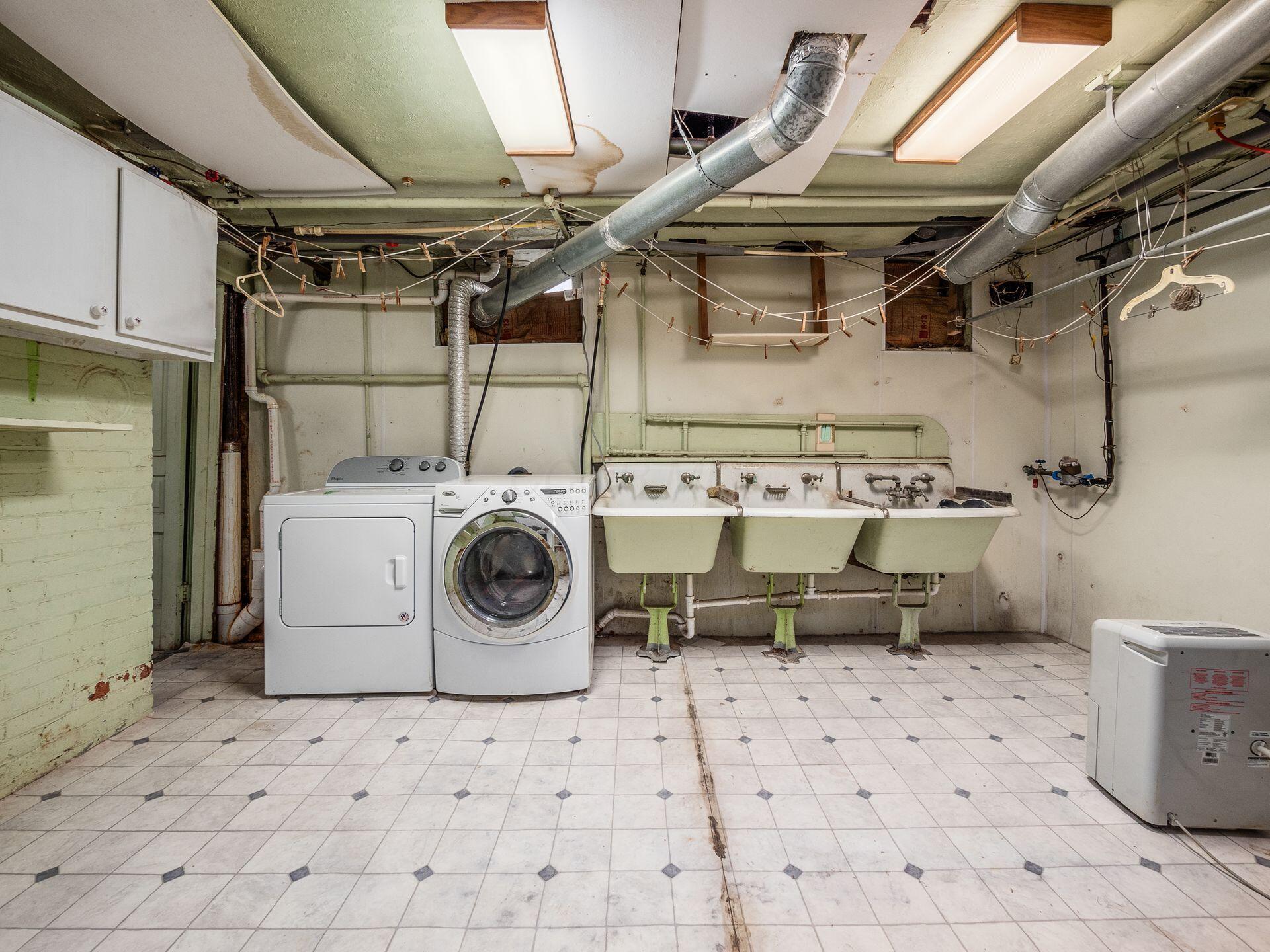 2596 Bryden Road Bexley, OH 43209 - Photo 51 of 82 Lower Level Laundry