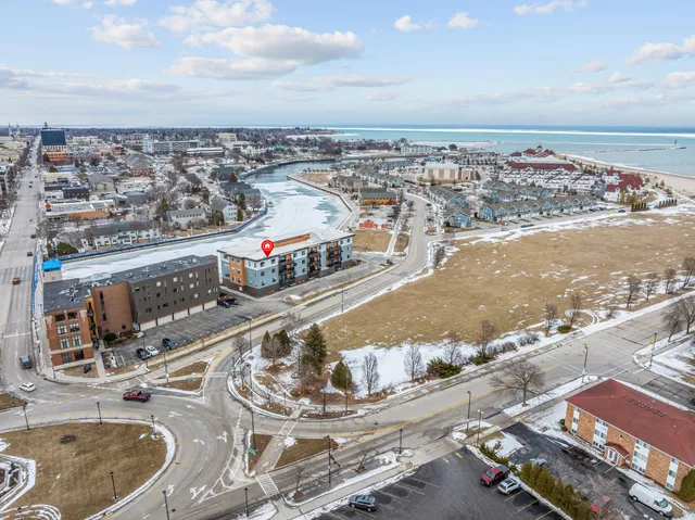 $459,900 | 750 South Pier Drive, Unit 21, Sheboygan, WI 53081