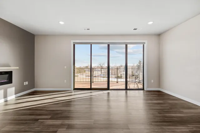 $459,900 | 750 South Pier Drive, Unit 21, Sheboygan, WI 53081