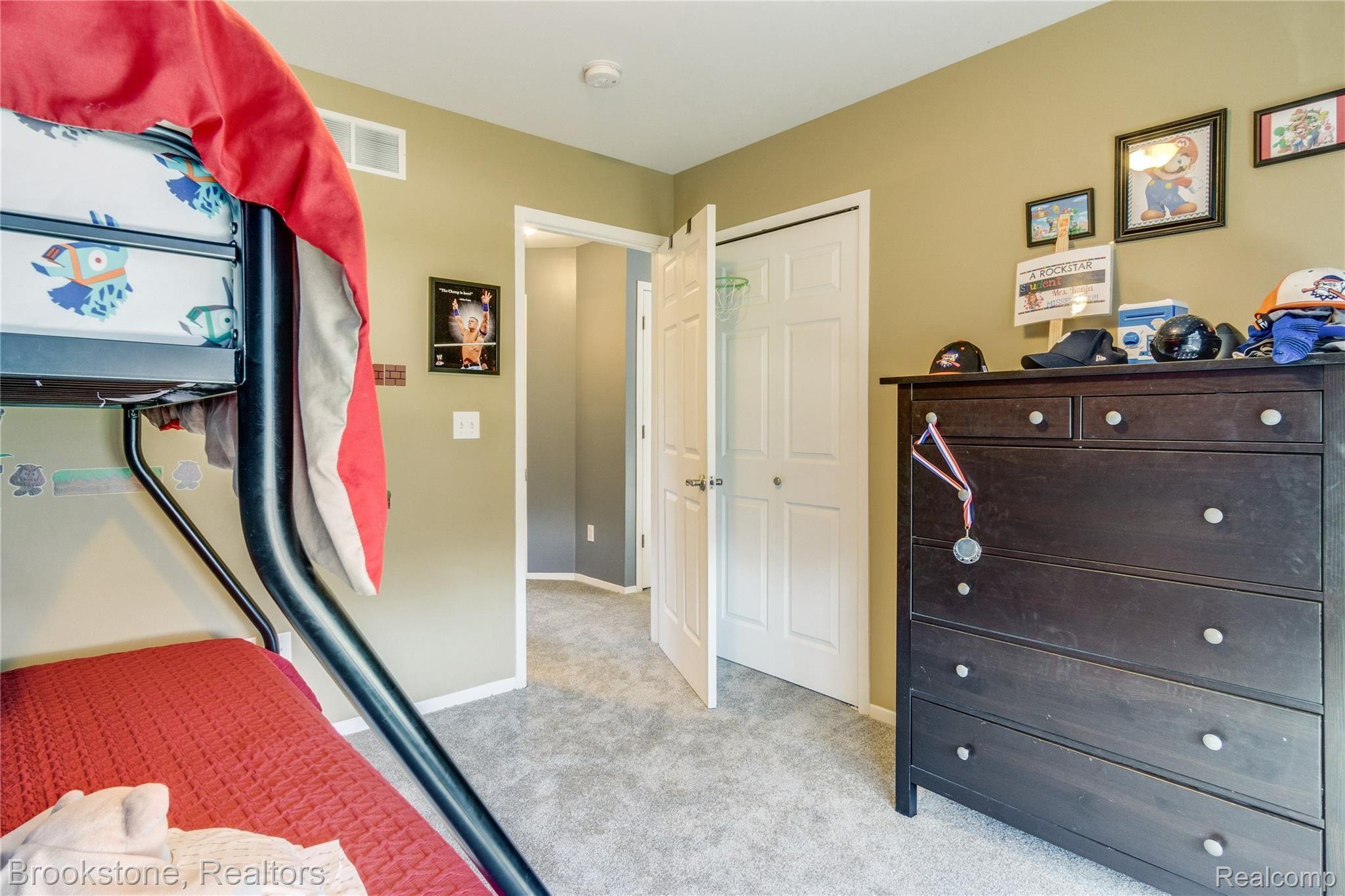 31297 Maple Ridge Lane Madison Heights, MI 48071 - Photo 28 of 32 Interiors (28 of 33).jpg
