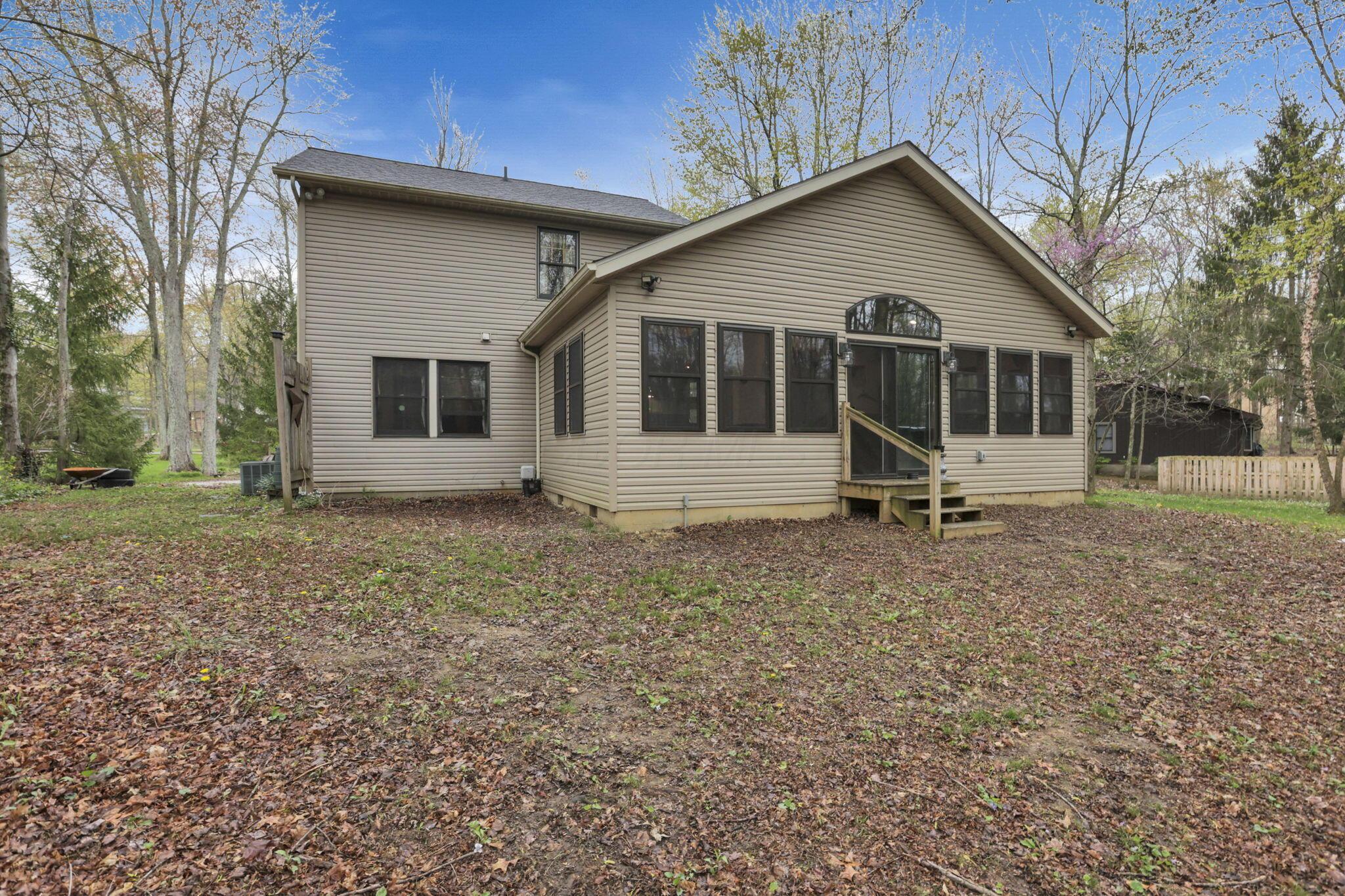 221 Forward Pass Road Southwest Pataskala, OH 43062 - Photo 46 of 53 51-web-or-mls-0D3A2333