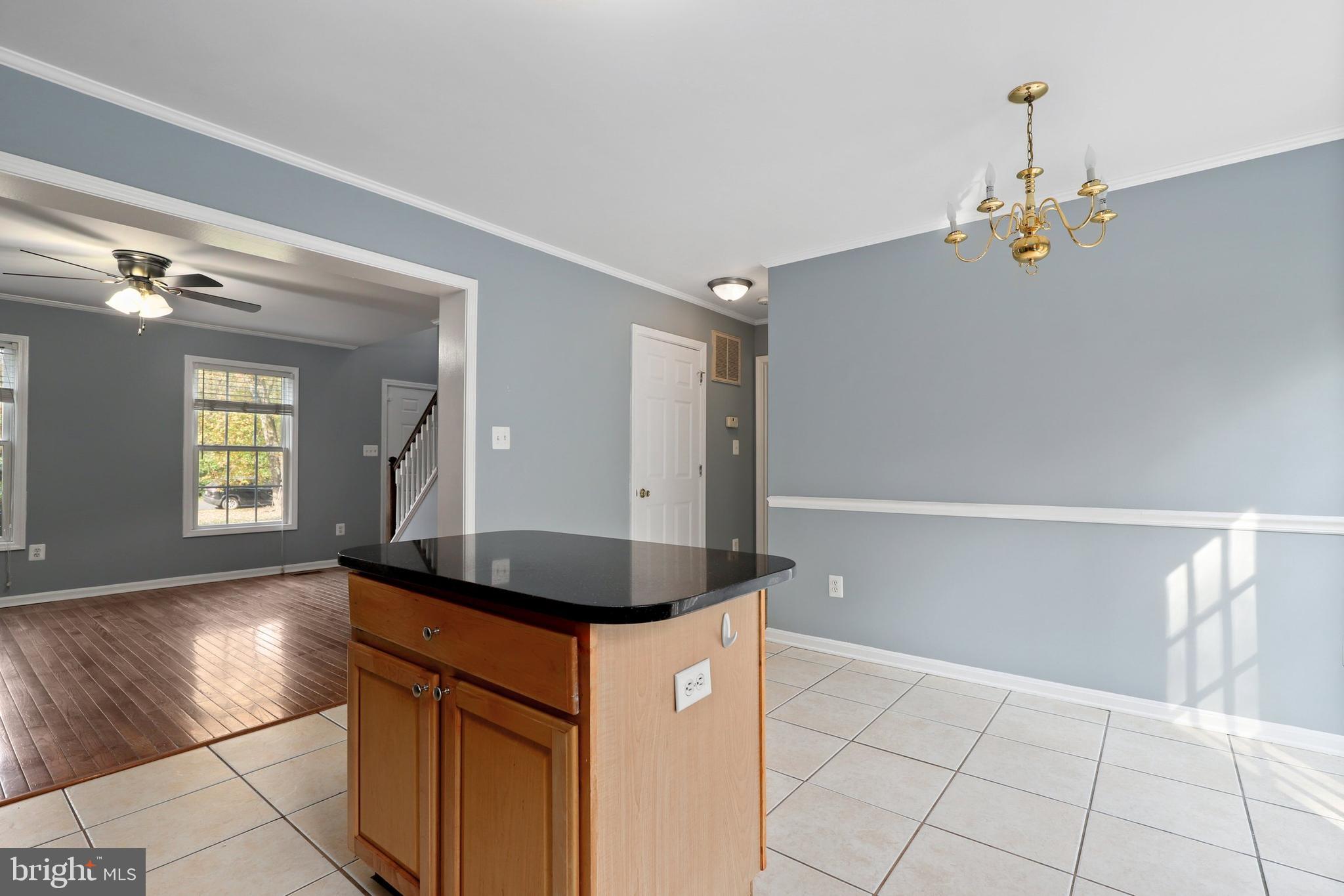 7447 Carver Road Gainesville, VA 20155 - Photo 8 of 50 Gallery Image 8