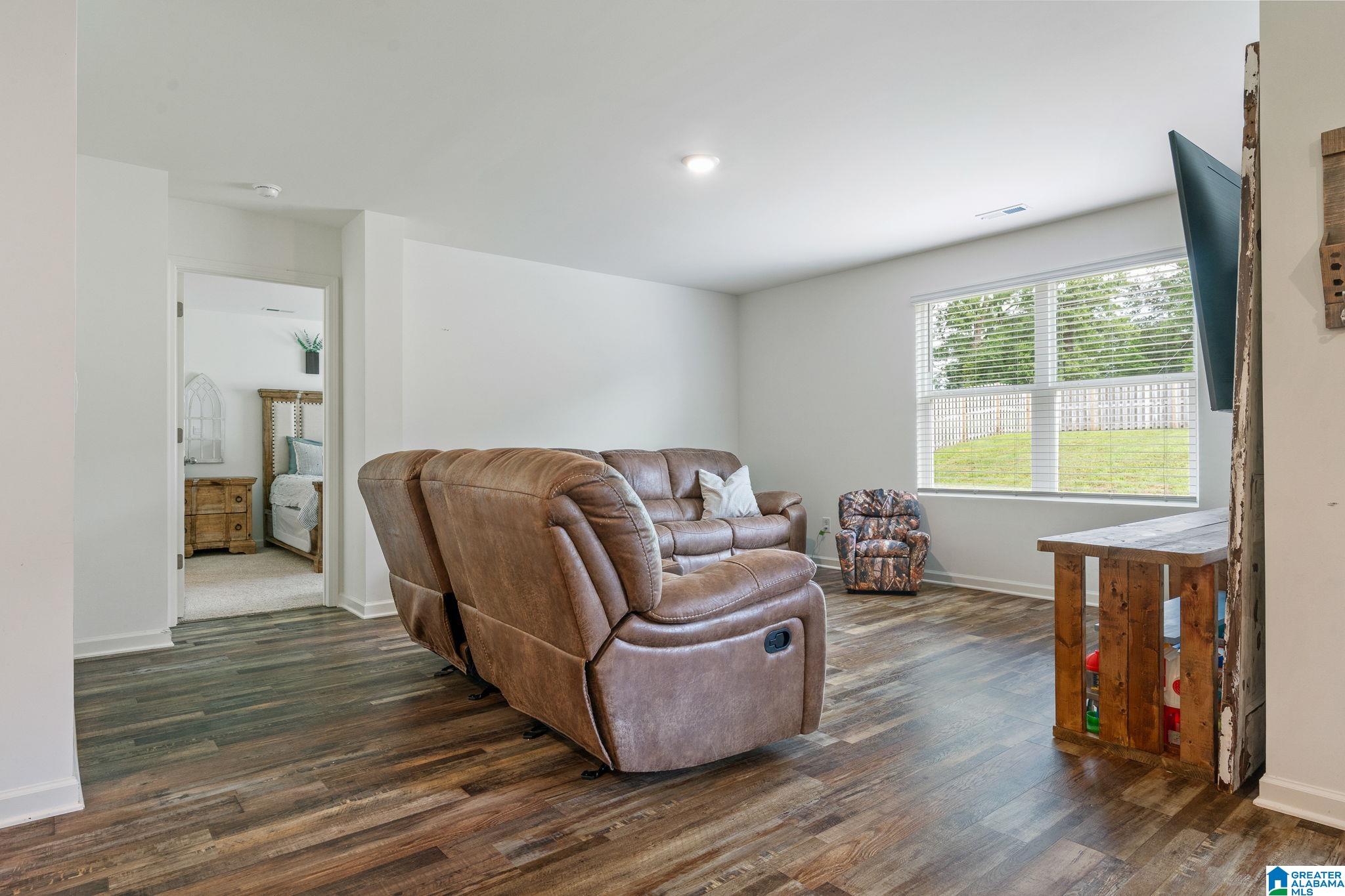 204 Koslin Loop Calera, AL 35040 - Photo 11 of 35 Gallery Image 11