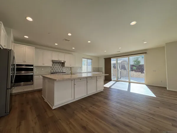 $825,000 | 38226 Old Creek Court, Murrieta, CA 92563