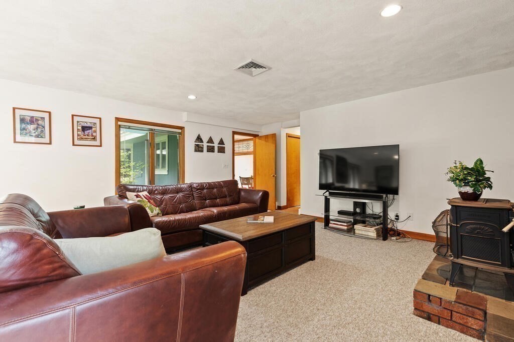 4 Gwinnett Road Peabody, MA 01960 - Photo 13 of 35 Gallery Image 13