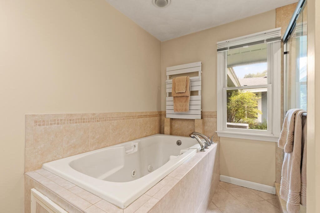 4 Gwinnett Road Peabody, MA 01960 - Photo 25 of 35 Gallery Image 25