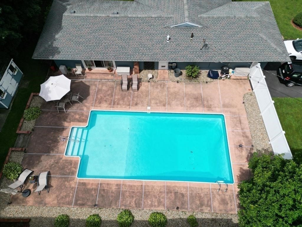 4 Gwinnett Road Peabody, MA 01960 - Photo 4 of 35 Gallery Image 4