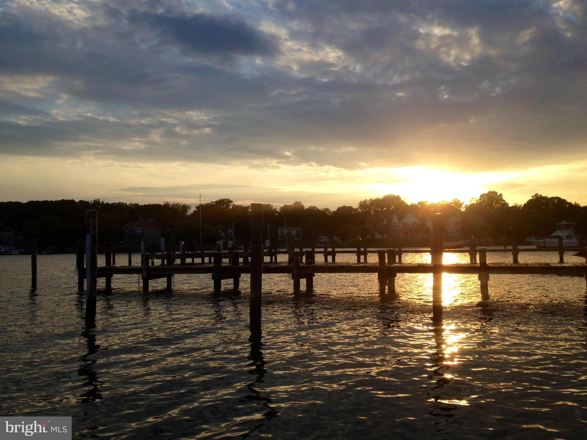 1111 Collison Road Mayo, MD 21037 - Photo 4 of 28 Sunset from the pier