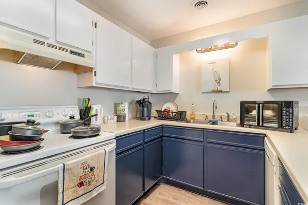 $140,000 | 1891 Colony Drive, Unit 13D, Surfside Beach, SC 29575