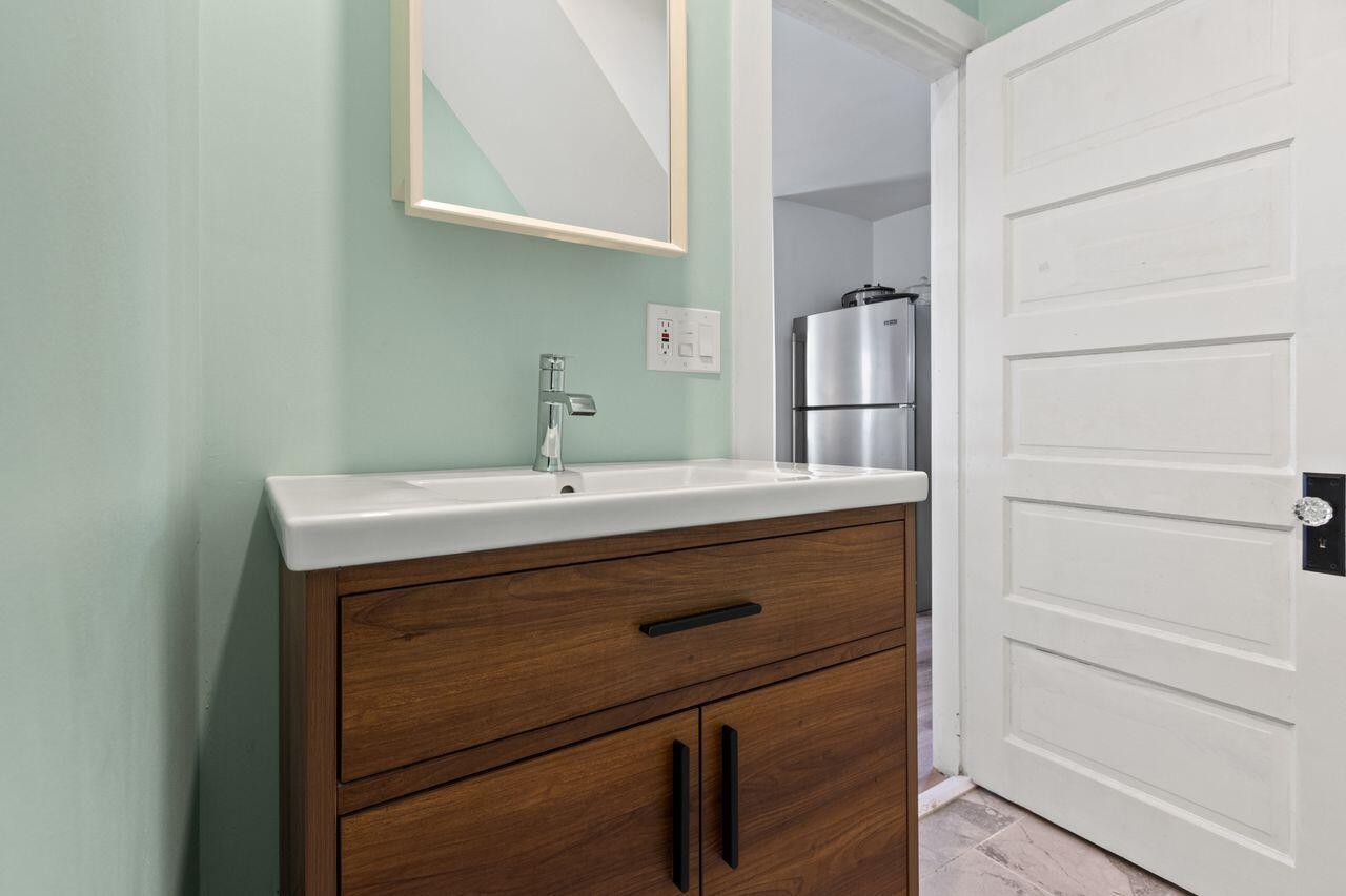 36-38 Pool Street Biddeford, ME 04005 - Photo 22 of 63 Bath 36