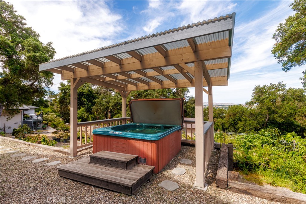 3175 Arena Avenue Atascadero, CA 93422 - Photo 27 of 40 a view of an outdoor space