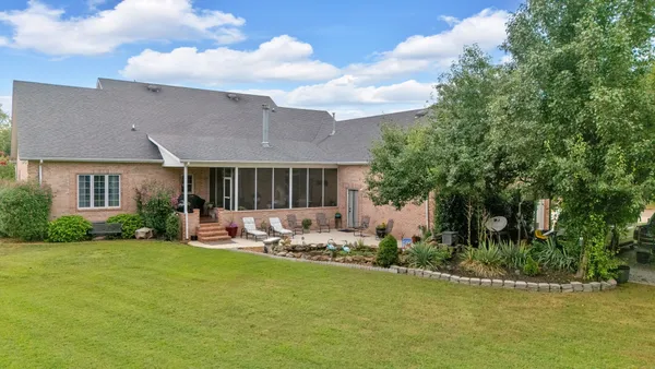 $699,900 | 594 Waters Edge Drive, Estill Springs, TN 37330