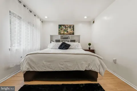 $298,000 | 12403 Braxfield Court, Unit 4617, Rockville, MD 20852