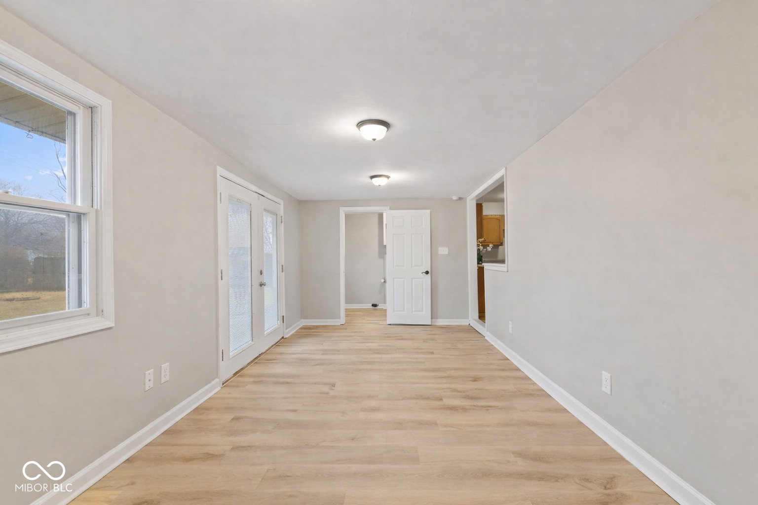2815 Lucas Way Columbus, IN 47203 - Photo 15 of 31